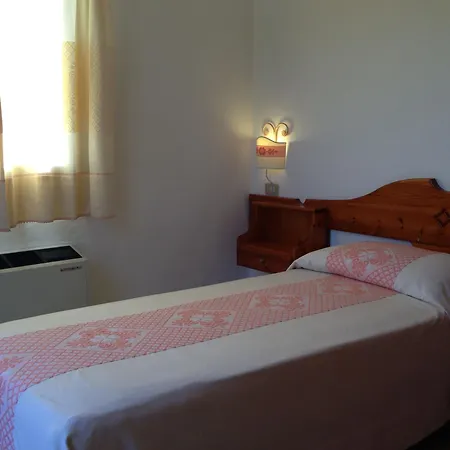 3 Botti Hotell 3*