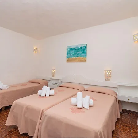 Hotell 3 Botti Baja Sardinia
