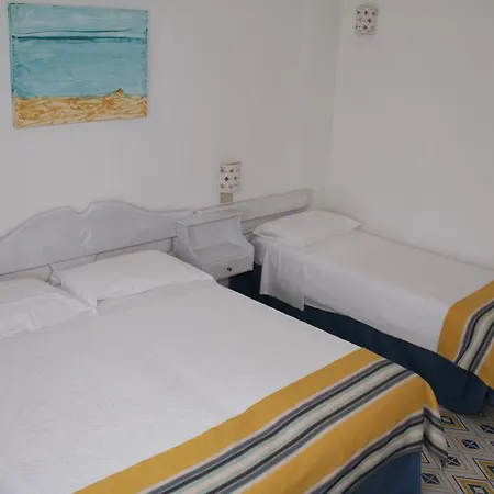 3 Botti Hotell