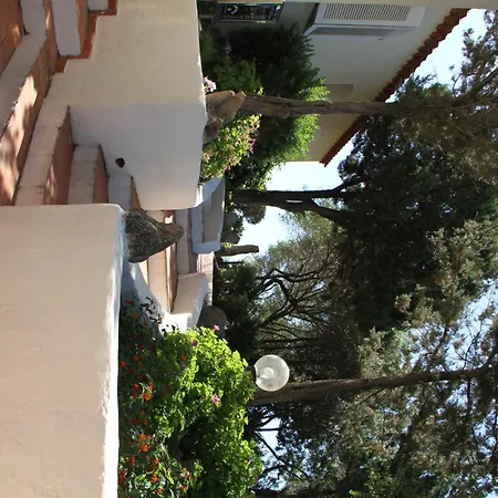 3 Botti Baja Cerdeña