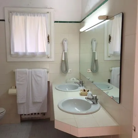 3 Botti Hotell Baja Sardinia