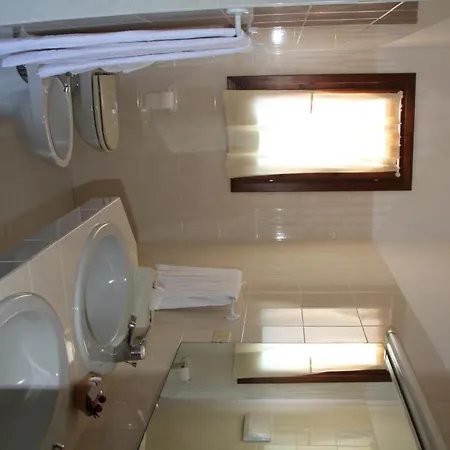 Hotell 3 Botti Baja Sardinia