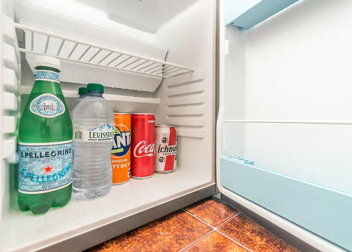 3 Botti Otel Baja Sardinya