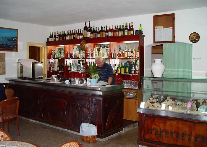 3 Botti Otel Baja Sardinya